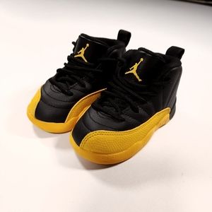Nike Air Jordan 12 Retro TD 'University Gold'  850000-070  Little Kids Size 6C